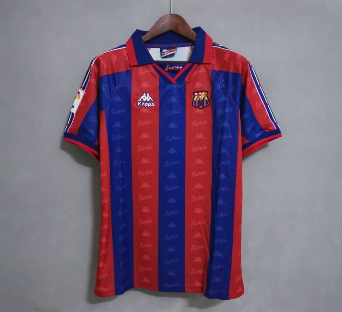 Ronaldo Barcelona 19961997 soccer dot (1)